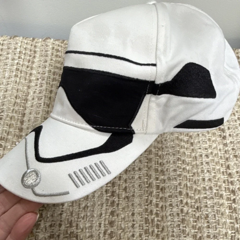 Disney Parks Star Wars Stormtrooper Adult Unisex Hat White Black